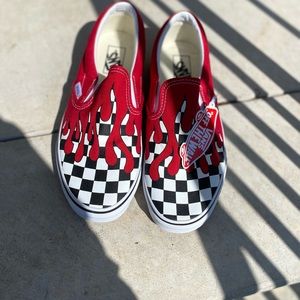 ❤️🖤❤️‍🔥VANS❤️‍🔥🖤❤️brand NEW, NEVER WORN